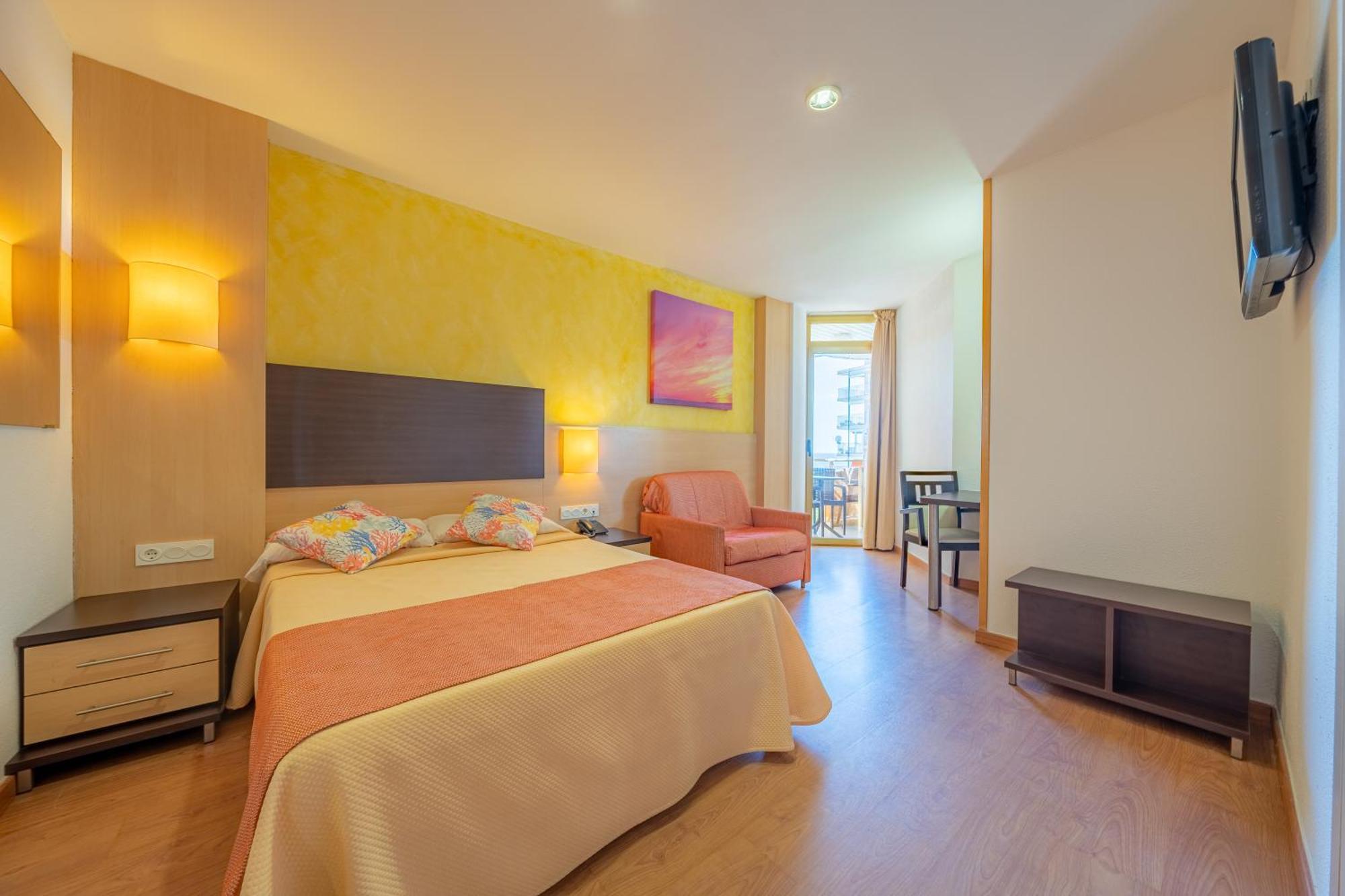Hotel Blaumar Blanes Exterior photo