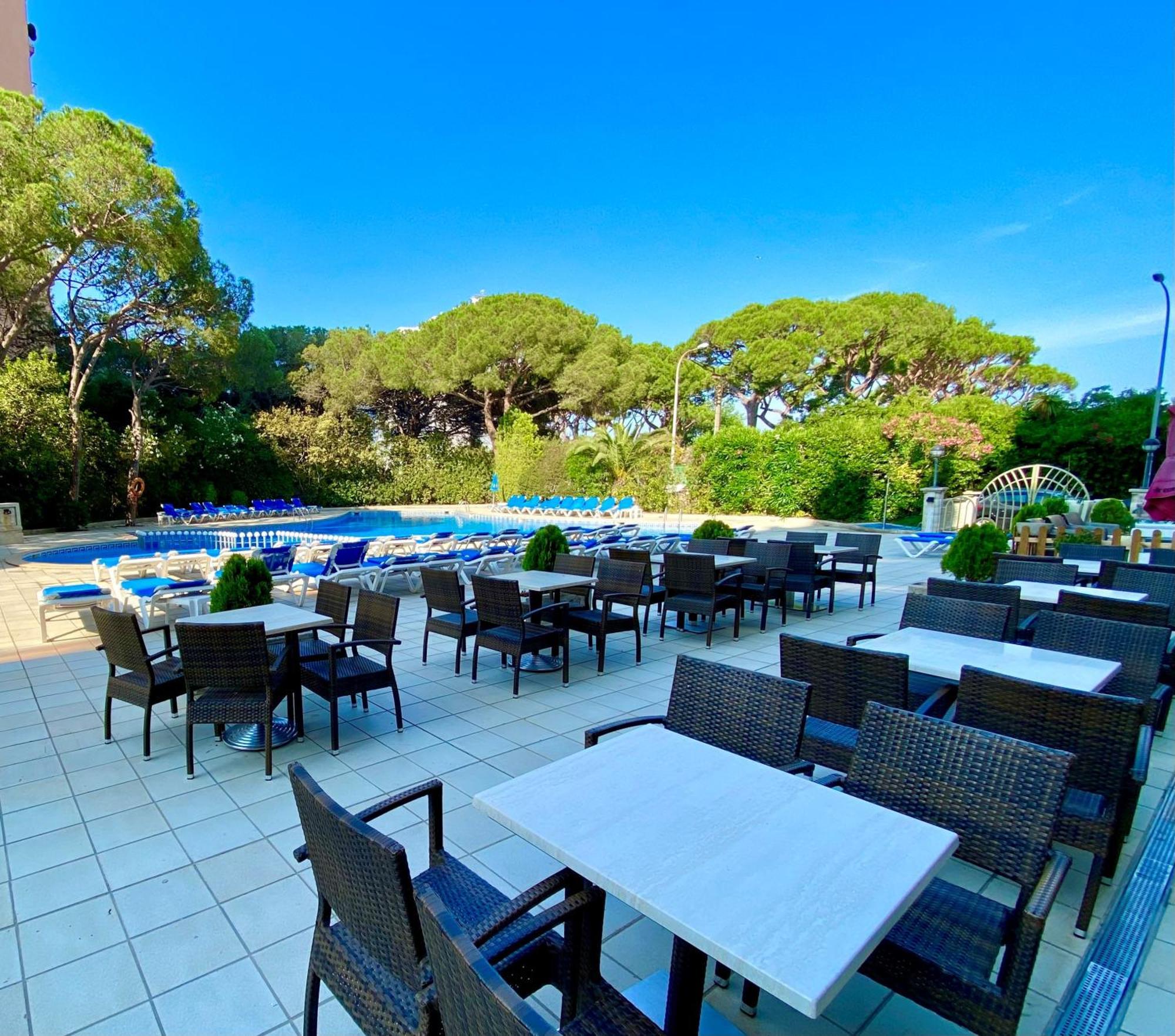 Hotel Blaumar Blanes Exterior photo