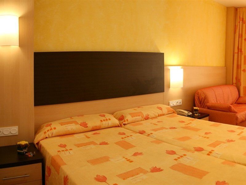 Hotel Blaumar Blanes Exterior photo